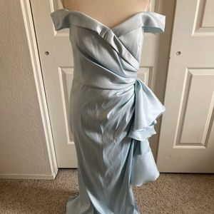 BADGLEY MISCHKA COLLECTION Light Blue Off Shoulder Gown Dress Size 10